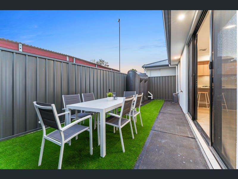 7 Arkaba St, Taperoo SA 5017